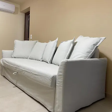 Apartamento Luxury Stone Basement Tríkala